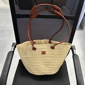 Celine 42x25x30cm straw tote bag